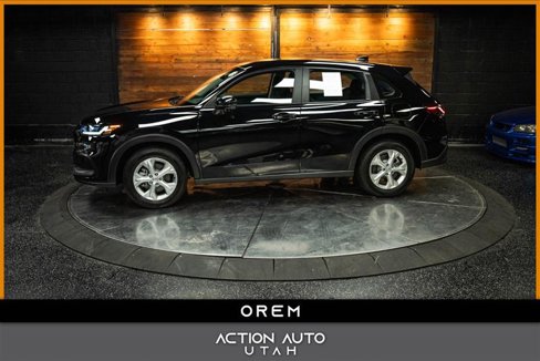 Used 2025 Honda HR-V LX image 1