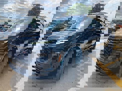 Used 2024 Chevrolet Traverse RS w/ LPO, Floor Liner Package image 8