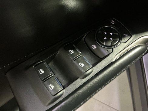 Used 2017 Lincoln MKC Premiere image 23