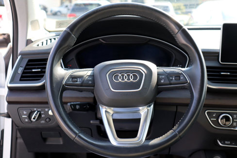Used 2018 Audi Q5 Prestige w/ Prestige Package image 17