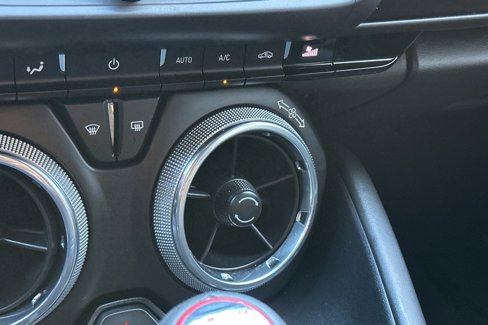 Used 2018 Chevrolet Camaro SS image 29