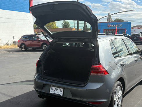Used 2017 Volkswagen Golf Wolfsburg Edition image 34
