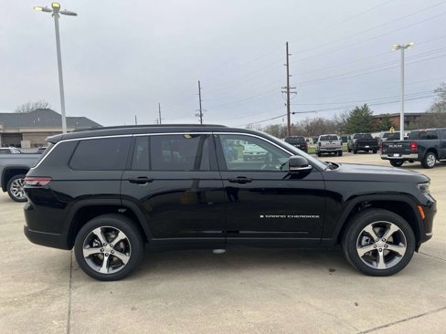 New 2025 Jeep Grand Cherokee L Limited image 4