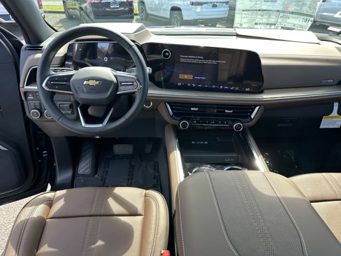 New 2025 Chevrolet Suburban High Country image 11