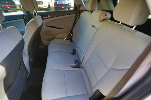 Used 2019 Hyundai Tucson SE image 5