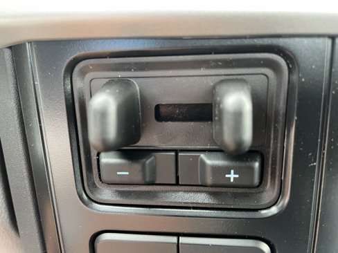 New 2025 Ford F550 4x4 Regular Cab Super Duty image 11