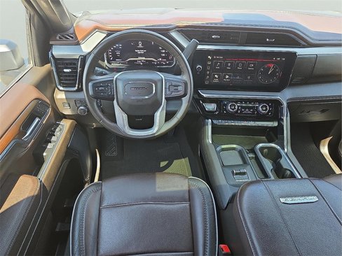 Used 2024 GMC Sierra 3500 Denali w/ Denali Reserve Package image 10