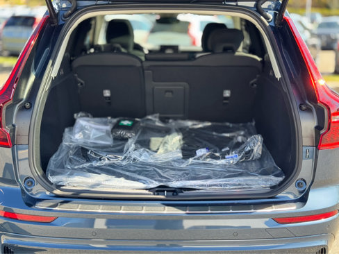 New 2026 Volvo XC60 B5 Plus w/ Protection Package Premier image 8