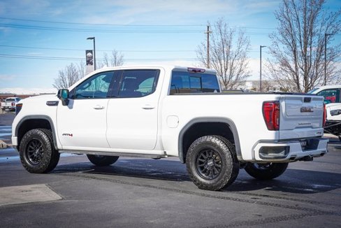 Used 2023 GMC Sierra 1500 AT4 w/ Technology Package image 12