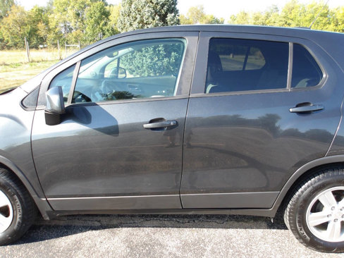 Used 2019 Chevrolet Trax LS w/ Tint and Cruise Package image 32