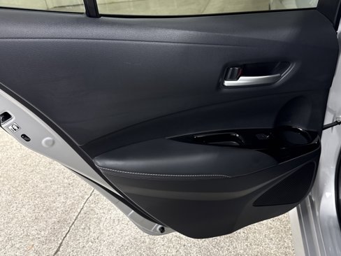 Used 2025 Toyota Corolla SE image 14