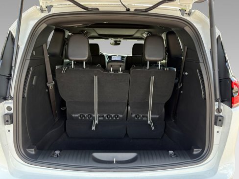 New 2026 Chrysler Pacifica Limited image 26