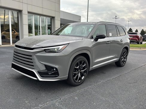 New 2025 Lexus TX 500h AWD image 2