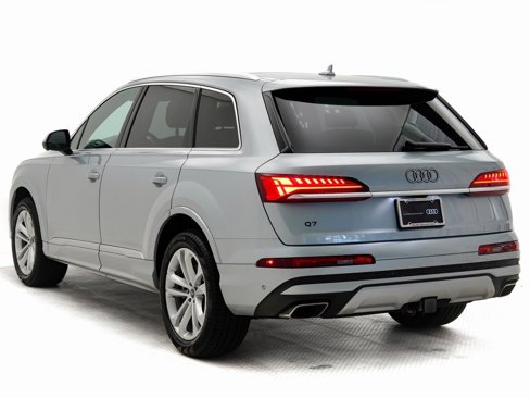 Certified 2025 Audi Q7 3.0T Premium Plus image 31