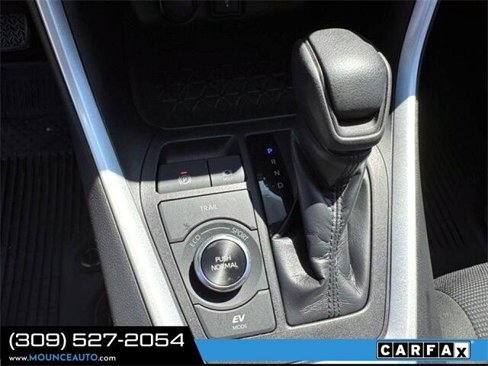 Used 2021 Toyota RAV4 LE image 15