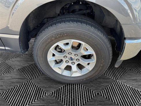 Used 2023 Ford F150 XLT image 14