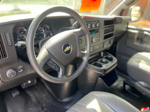 Used 2021 Chevrolet Express 2500 w/ Driver Convenience Package image 10