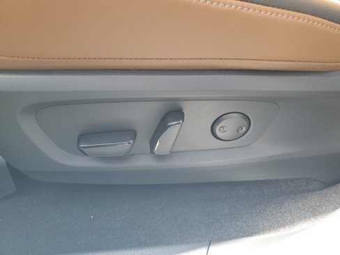 New 2025 Nissan Pathfinder Platinum image 14