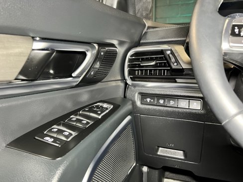 Used 2025 Kia Telluride SX Prestige X-Line image 27