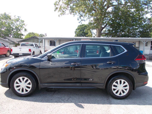 Used 2018 Nissan Rogue S image 20