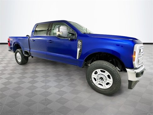 New 2026 Ford F250 XLT image 3