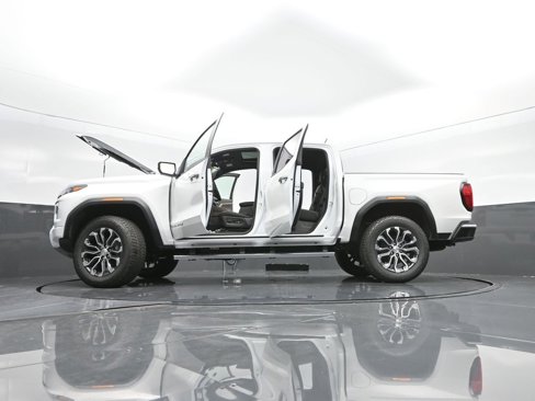 New 2026 GMC Canyon Denali image 50