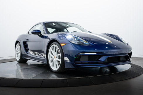 Certified 2024 Porsche 718 Cayman image 9