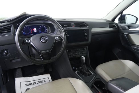 Used 2021 Volkswagen Tiguan SE image 18