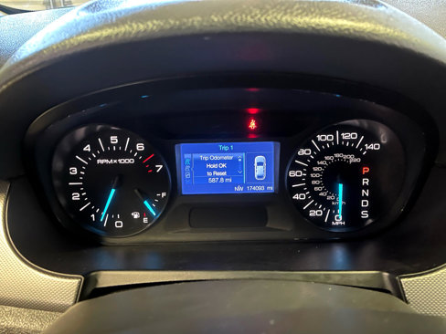 Used 2013 Ford Edge SEL image 29