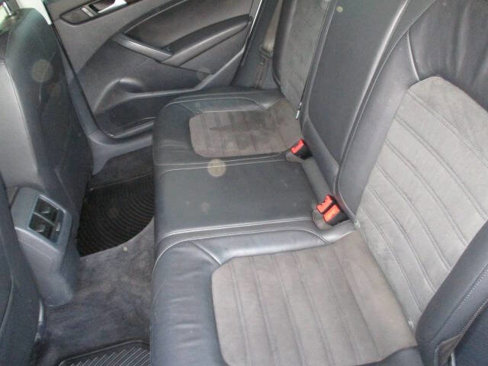 Used 2015 Volkswagen Passat TDI SEL Premium image 21