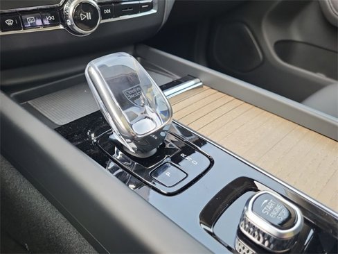 New 2026 Volvo XC60 T8 Plus w/ Climate Package image 24