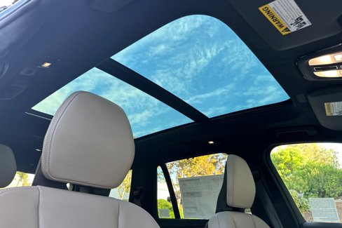 New 2026 Volvo XC90 B6 Ultra w/ Lounge Package image 15
