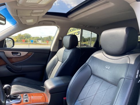 Used 2014 INFINITI QX70 AWD w/ Premium Package image 10