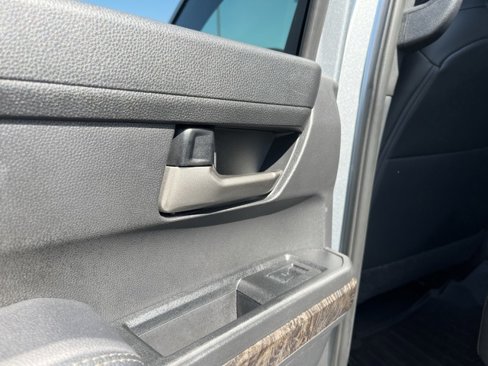 Used 2024 Toyota Tacoma Limited image 26