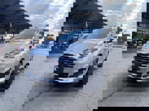 Used 2018 Ford Fiesta S image 3