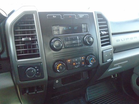 Used 2019 Ford F250 XL image 26