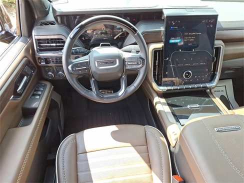 Used 2025 GMC Yukon XL Denali Ultimate image 11