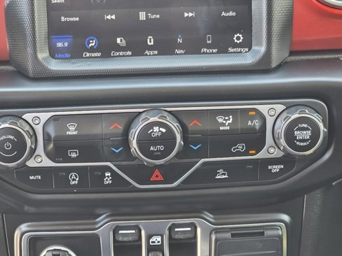 Used 2021 Jeep Wrangler Unlimited Rubicon image 7