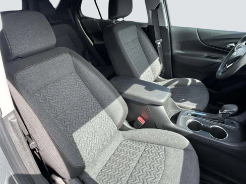 Used 2023 Chevrolet Equinox LT image 24