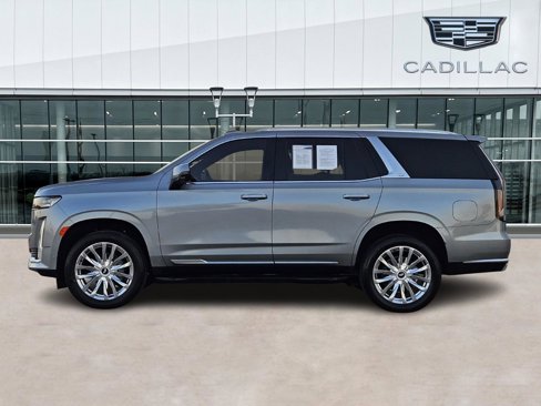 Certified 2024 Cadillac Escalade Premium Luxury image 3