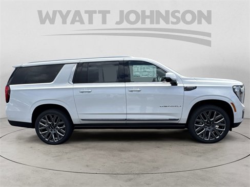 New 2025 GMC Yukon XL Denali Ultimate image 6