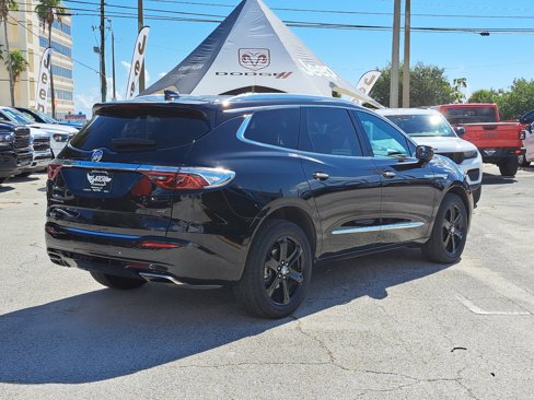 Used 2024 Buick Enclave Essence w/ Sport Touring Edition image 6