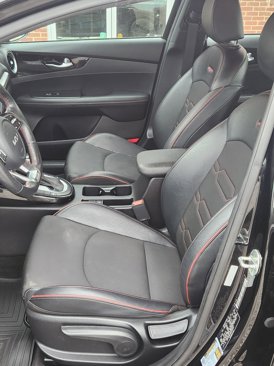 Used 2023 Kia Forte GT image 14