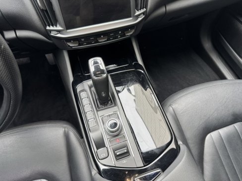 Used 2022 Maserati Levante GT image 27