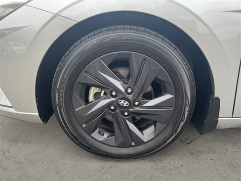 Used 2022 Hyundai Elantra SEL w/ Convenience Package image 14