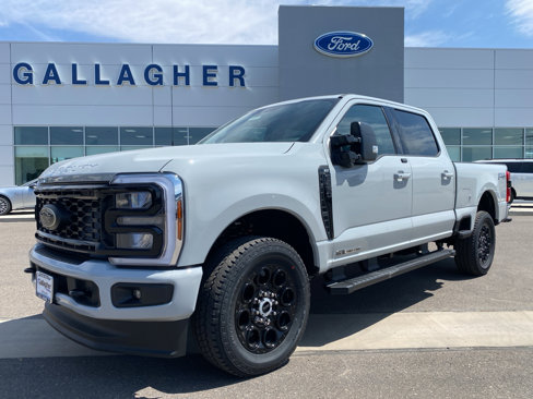 New 2025 Ford F250 4x4 Crew Cab Super Duty image 13