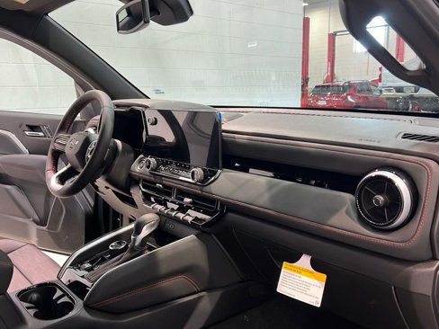 New 2025 Chevrolet Colorado Z71 w/ Technology Package image 27