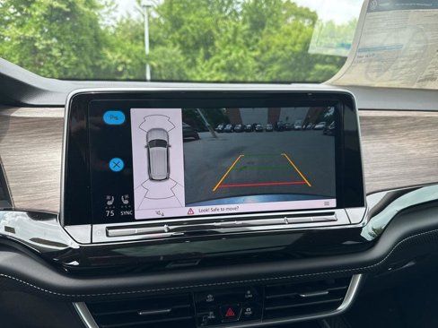 New 2025 Volkswagen Atlas SEL image 15