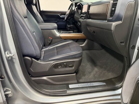Used 2024 Chevrolet Silverado 1500 High Country image 76