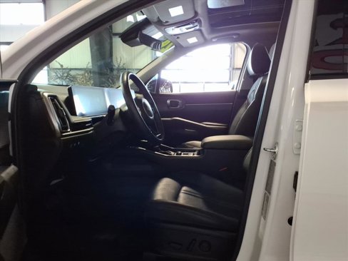 Used 2024 Kia Sorento X-Line EX image 20